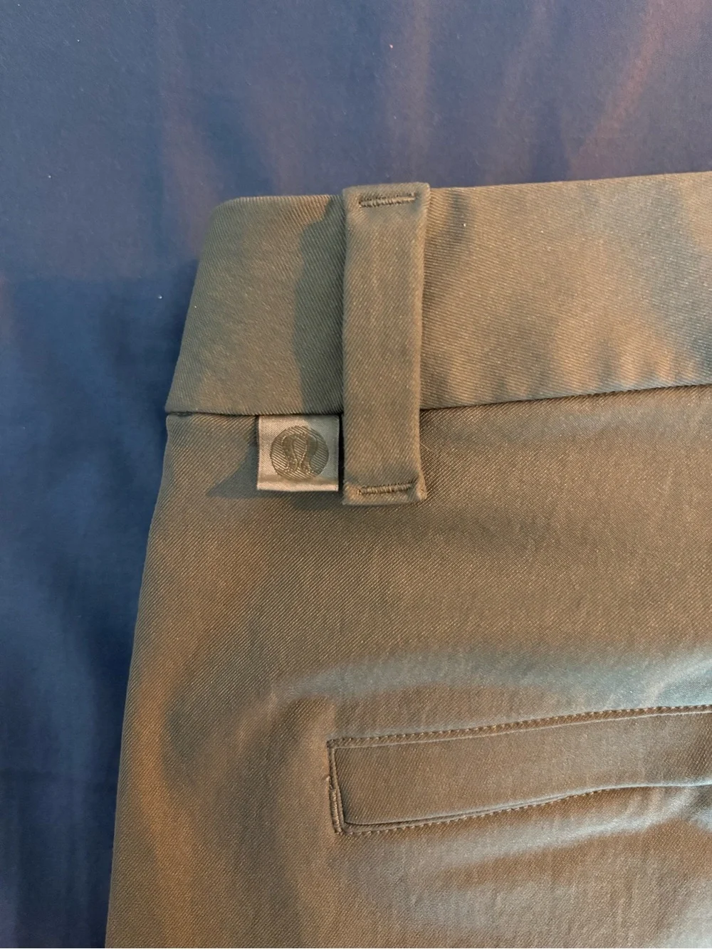Men's Lululemon OLIVE GREEN PANTS
